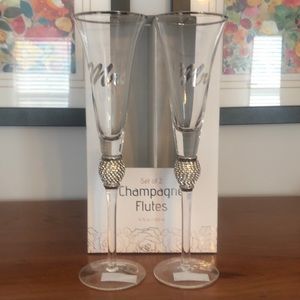 Mr and Mrs Champagne Flutes
